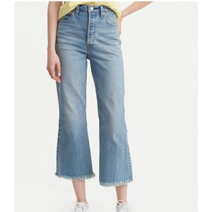 Levi’s Premium Ribcage Cropped Flare Jeans